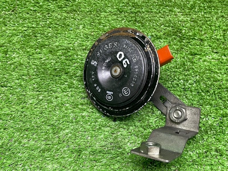 Звуковой сигнал, 800 рублей, Москва