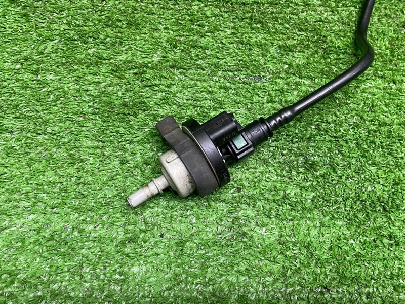 Клапан вентиляции топливного бака, 1100 рублей, Москва