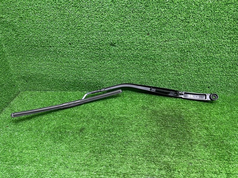 Поводок стеклоочистителя передний, 800 рублей, Москва