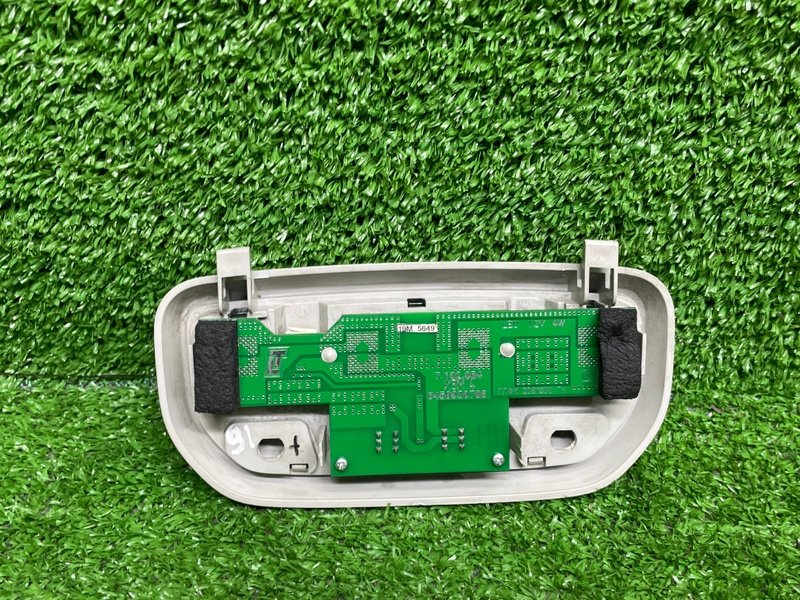 Плафон салонный, 1000 рублей, Москва