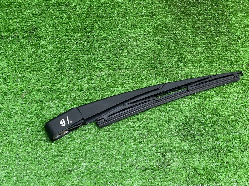 Поводок стеклоочистителя задний, 1500 рублей, Москва