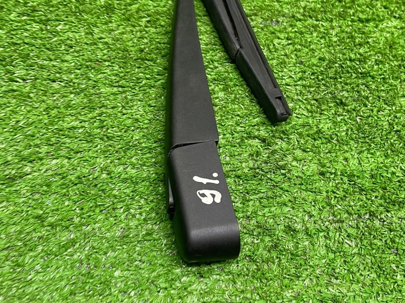 Поводок стеклоочистителя задний, 1500 рублей, Москва