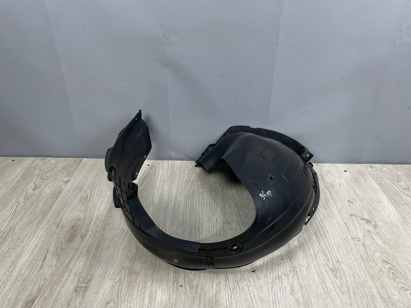 Подкрылок, 1500 рублей, Москва