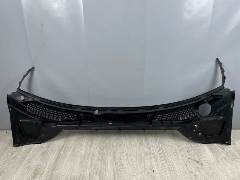 Планка под лобовое стекло, 3000 рублей, Москва