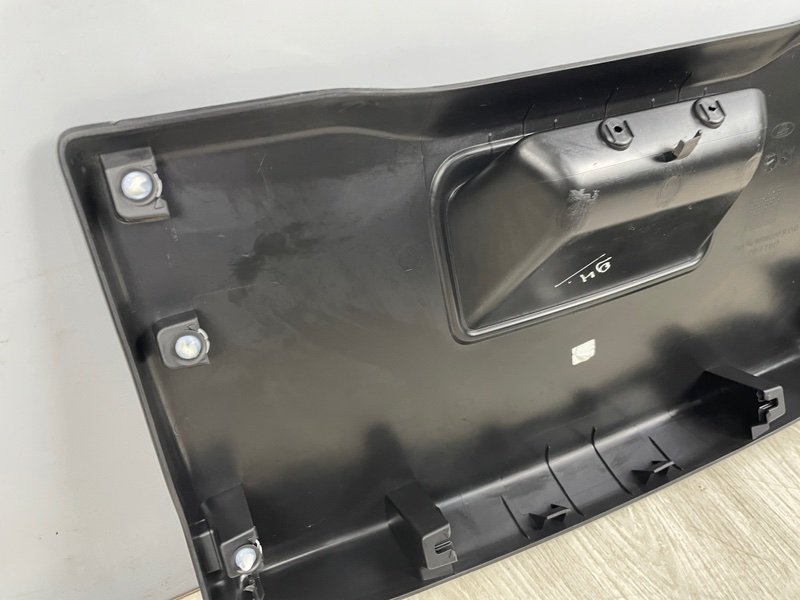 Обшивка двери багажника, 1500 рублей, Москва