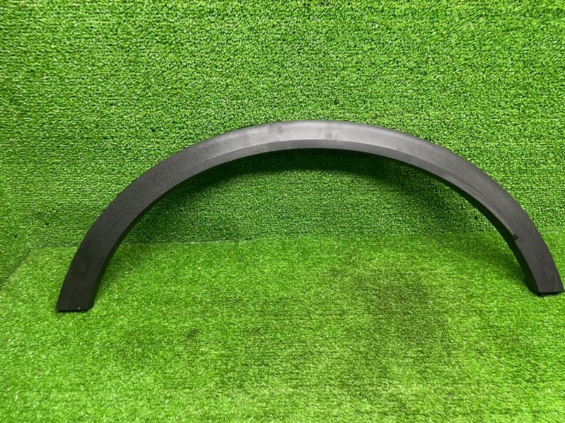 Накладка крыла, 2000 рублей, Москва