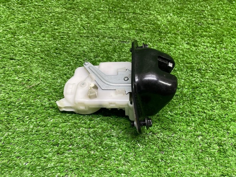 Замок багажника, 2000 рублей, Москва