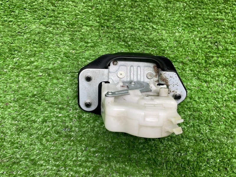 Замок багажника, 2000 рублей, Москва