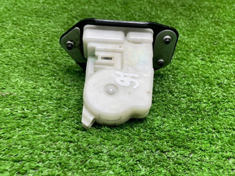 Замок багажника, 2000 рублей, Москва