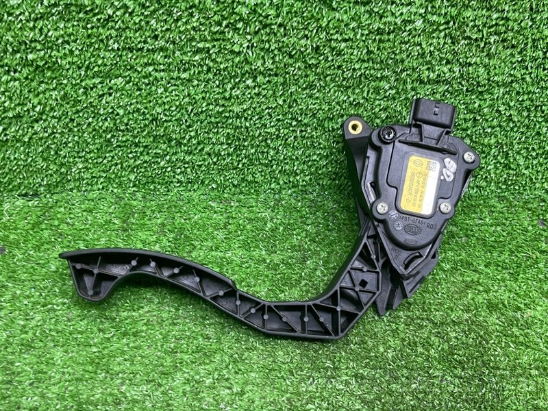 Педаль газа, 1500 рублей, Москва