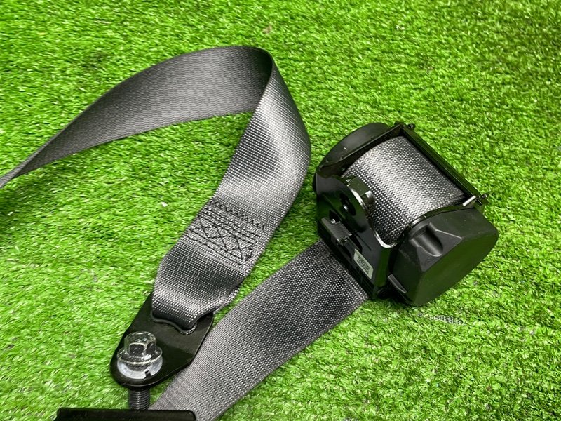 Ремень безопасности, 2000 рублей, Москва