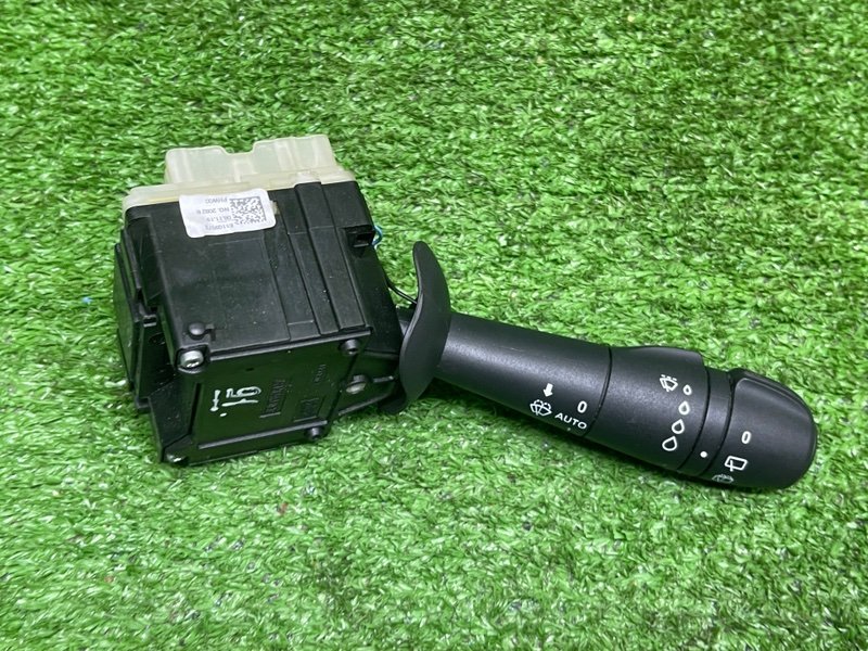 Переключатель стеклоочистителей, 2000 рублей, Москва