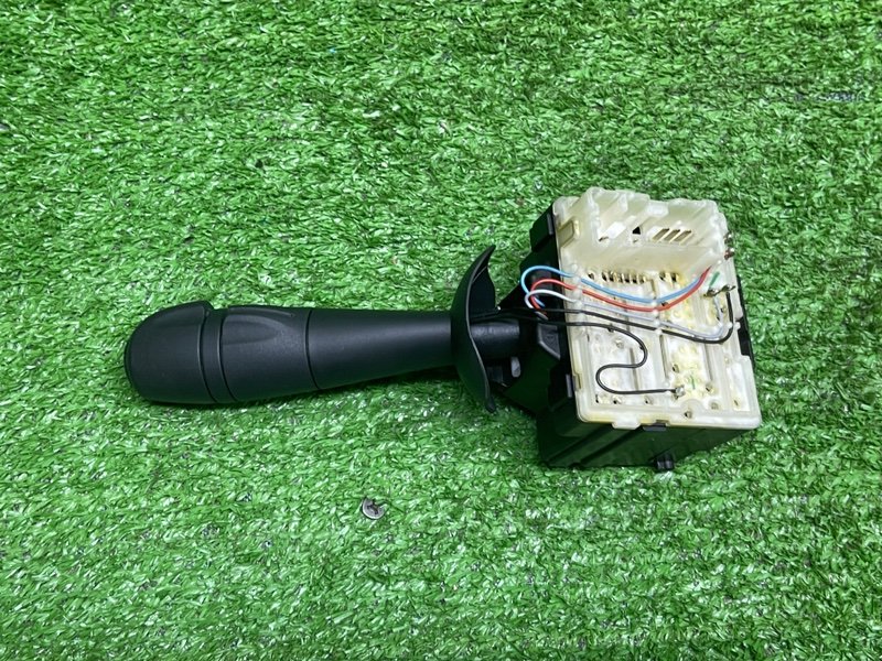 Переключатель стеклоочистителей, 2000 рублей, Москва