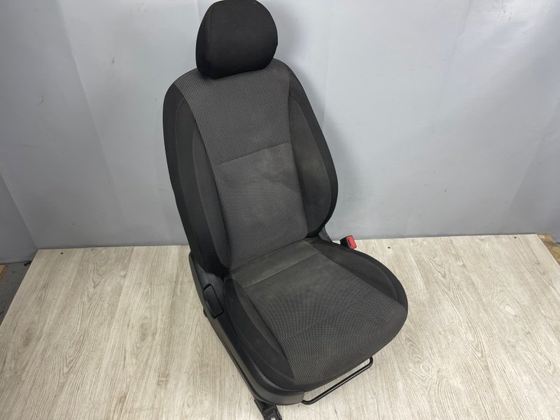 Сиденье переднее правое, 6000 рублей, Москва