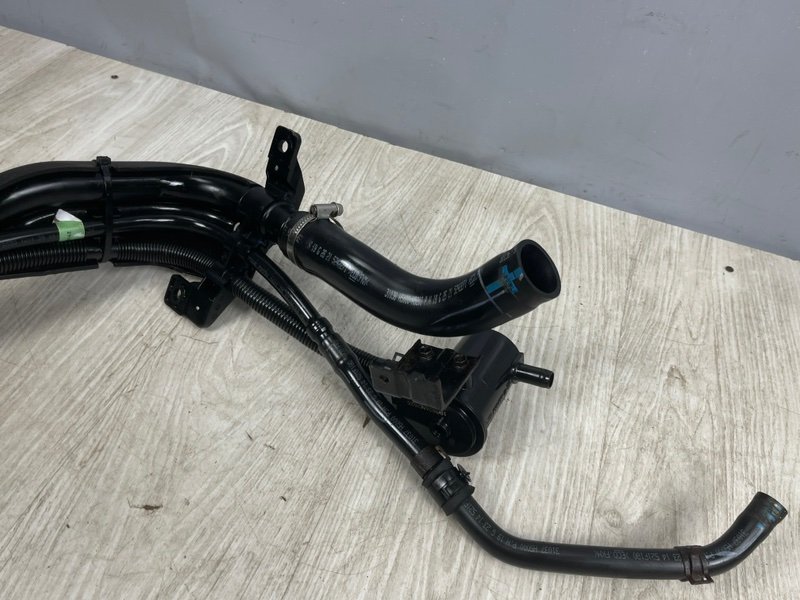 Горловина топливного бака, 2000 рублей, Москва