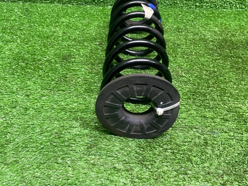 Пружина задняя, 500 рублей, Москва