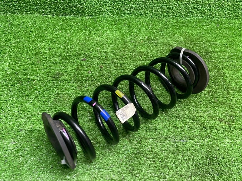 Пружина задняя, 500 рублей, Москва