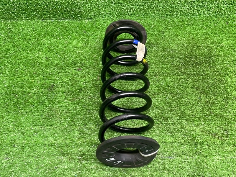 Пружина задняя, 500 рублей, Москва