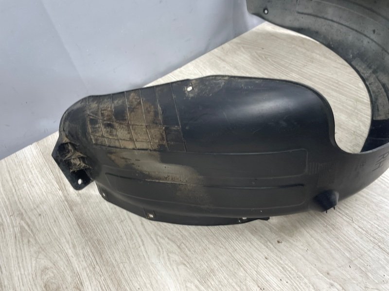 Подкрылок, 1500 рублей, Москва