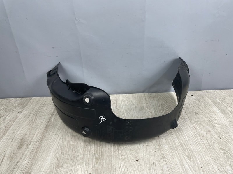 Подкрылок, 1500 рублей, Москва