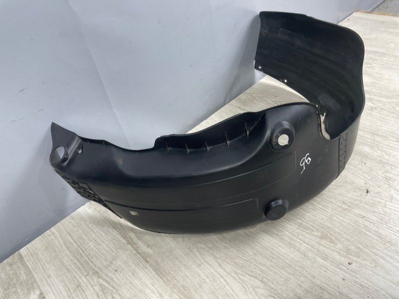 Подкрылок, 1500 рублей, Москва