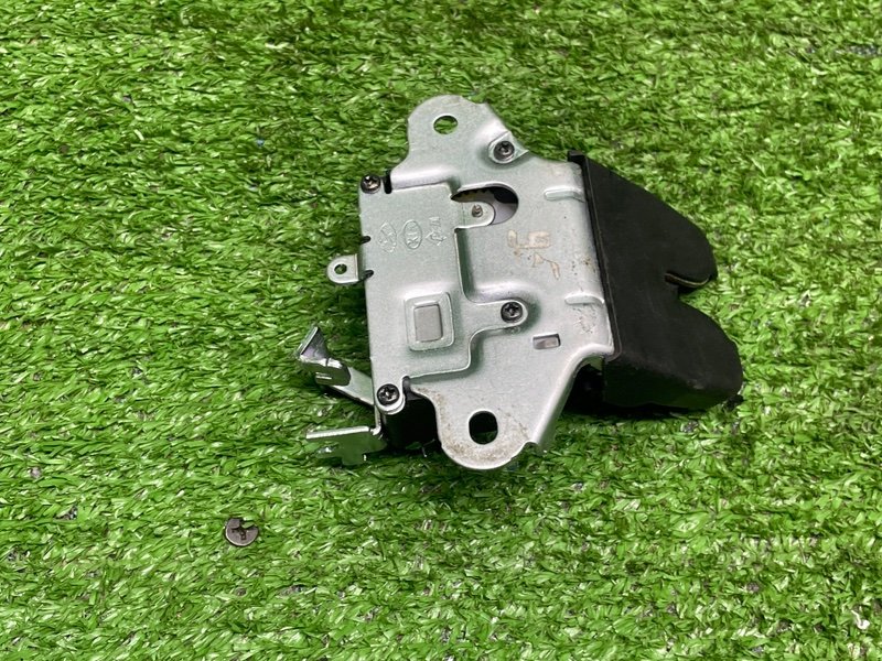 Замок багажника, 2500 рублей, Москва