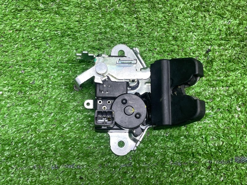 Замок багажника, 2500 рублей, Москва