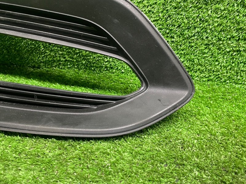 Накладка противотуманной фары, 500 рублей, Москва