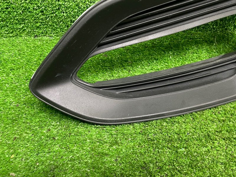 Накладка противотуманной фары, 500 рублей, Москва