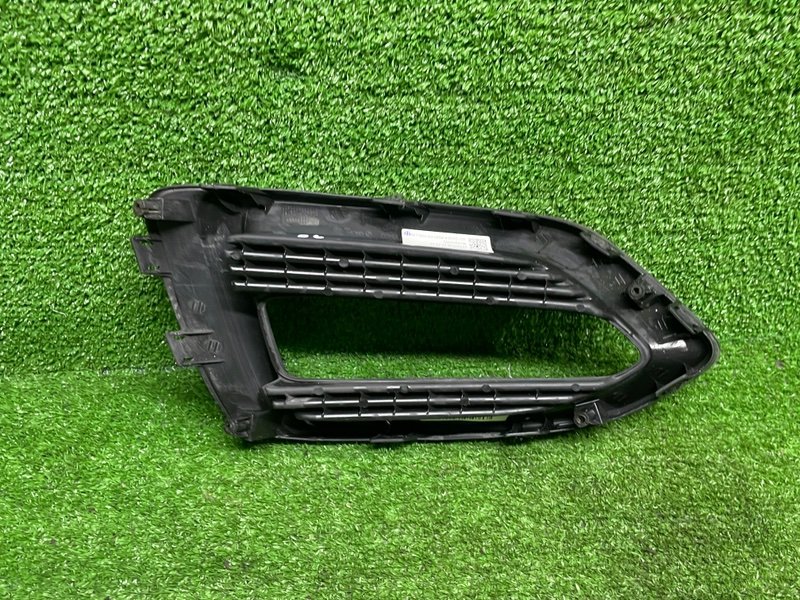 Накладка противотуманной фары, 500 рублей, Москва