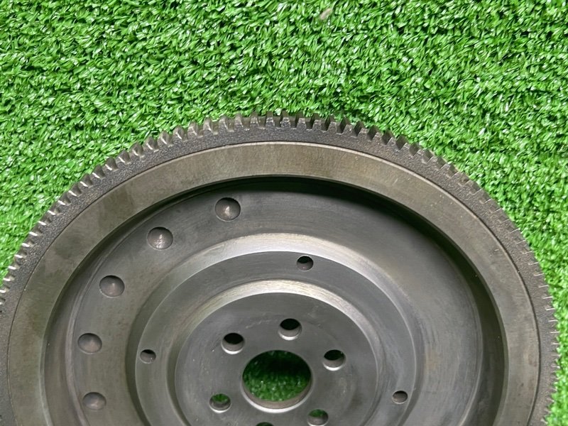 Маховик, 2000 рублей, Москва