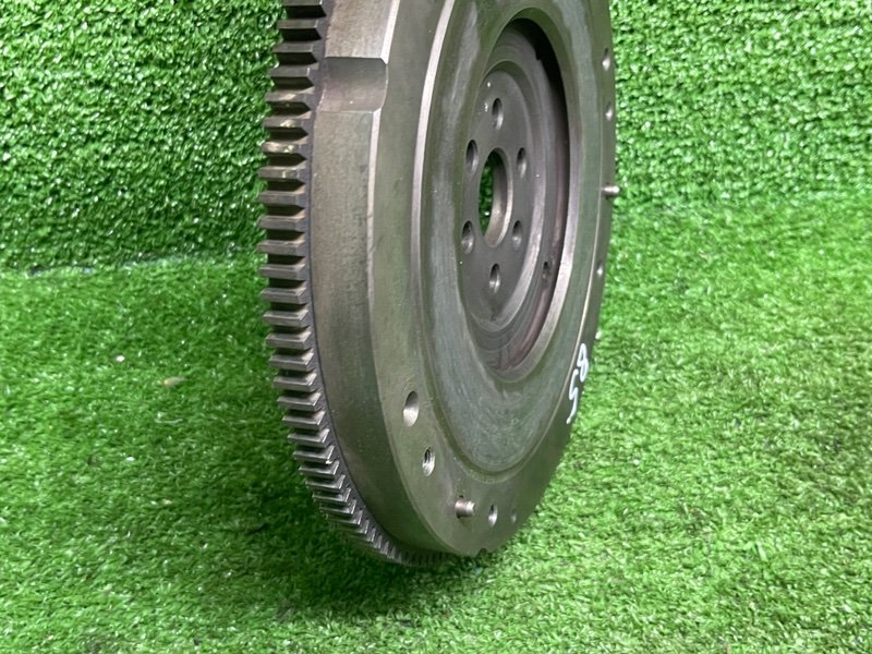 Маховик, 2000 рублей, Москва