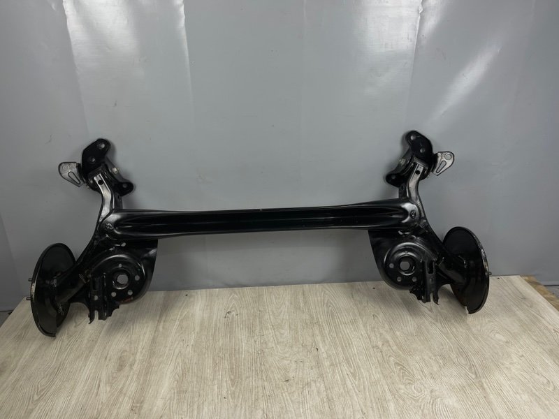 Балка задняя, 29000 рублей, Москва