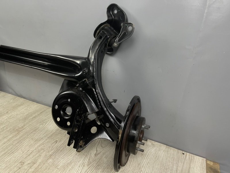 Балка задняя, 29000 рублей, Москва