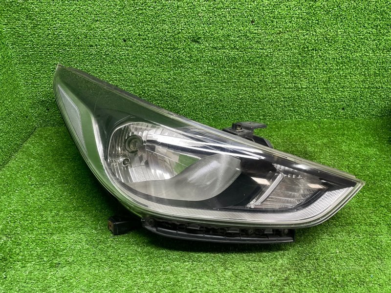 Фара правая, 3000 рублей, Москва