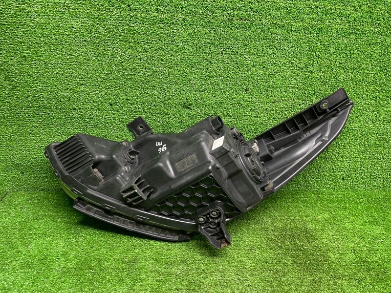 Фара правая, 3000 рублей, Москва