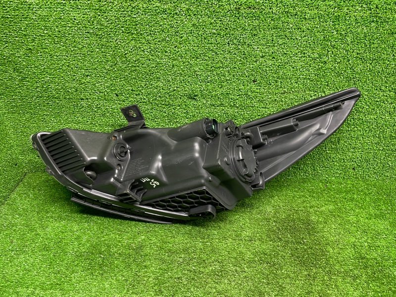 Фара правая, 3000 рублей, Москва