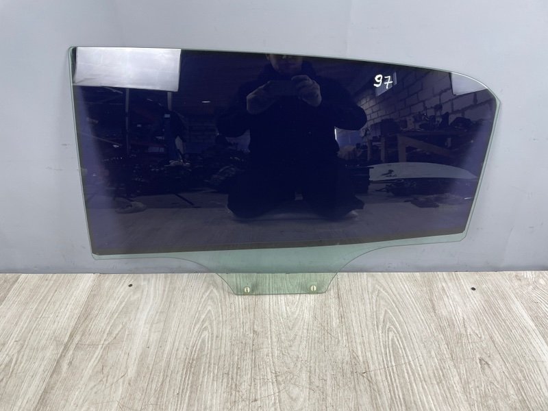 Стекло двери задней левой, 1000 рублей, Москва