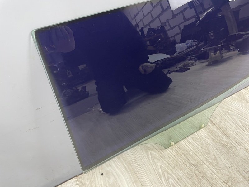 Стекло двери задней левой, 1000 рублей, Москва