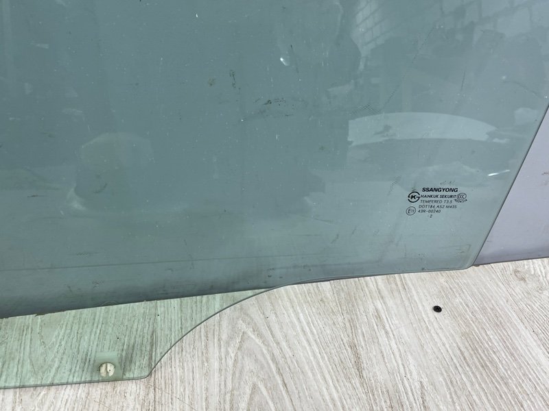 Стекло двери передней левой, 1500 рублей, Москва