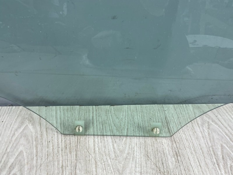 Стекло двери передней левой, 1500 рублей, Москва