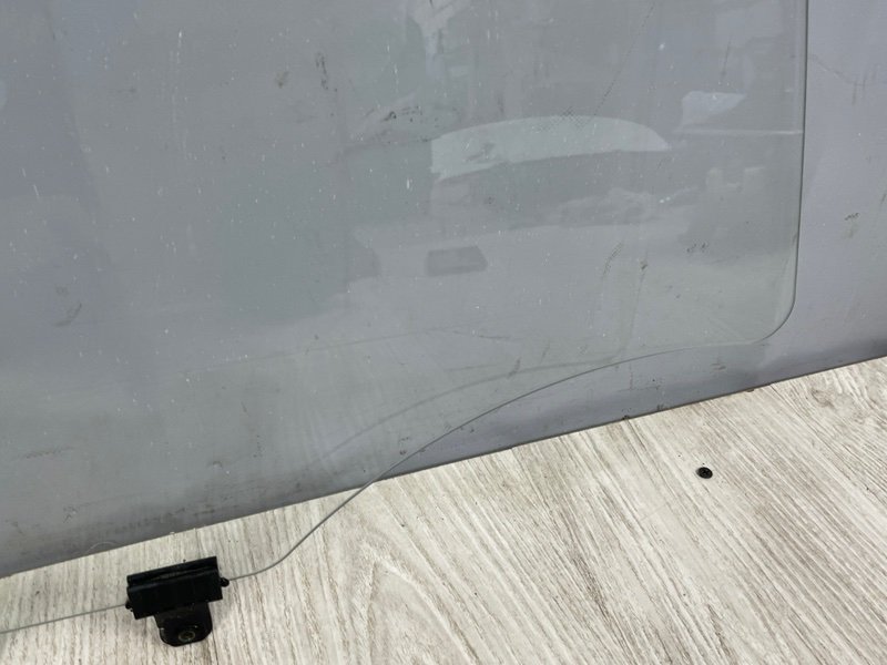 Стекло двери задней правой, 2500 рублей, Москва