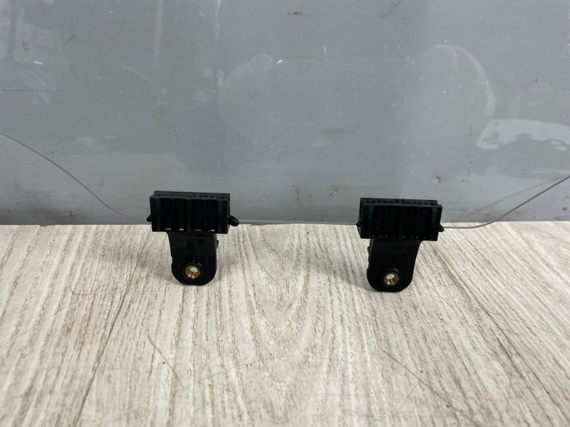 Стекло двери передней левой, 7000 рублей, Москва