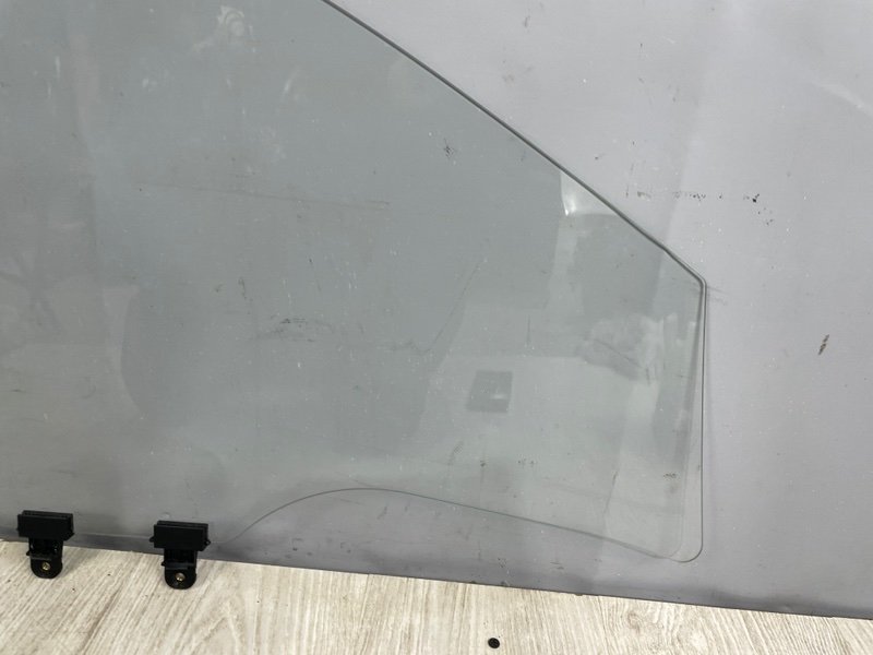 Стекло двери передней левой, 7000 рублей, Москва