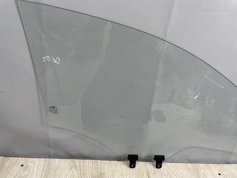 Стекло двери передней левой, 7000 рублей, Москва