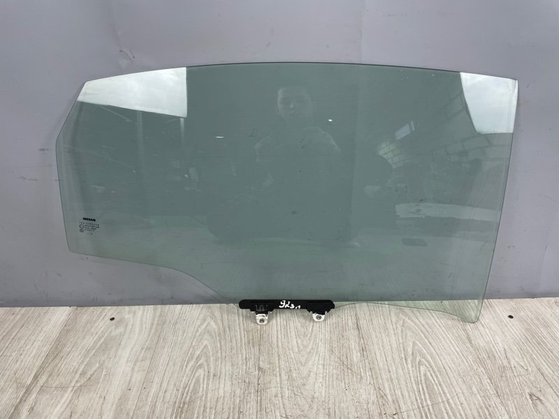 Стекло двери задней правой, 1500 рублей, Москва