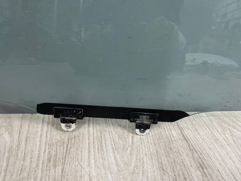 Стекло двери передней левой, 3500 рублей, Москва