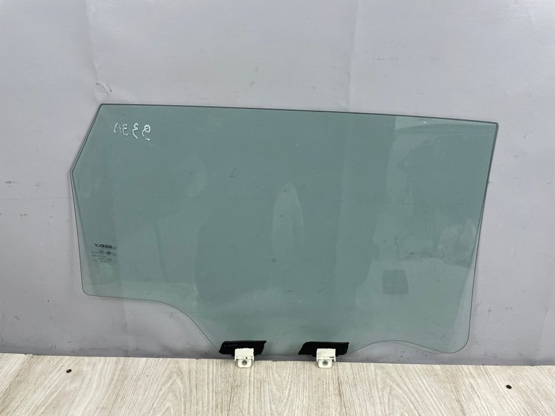 Стекло двери задней левой, 3500 рублей, Москва