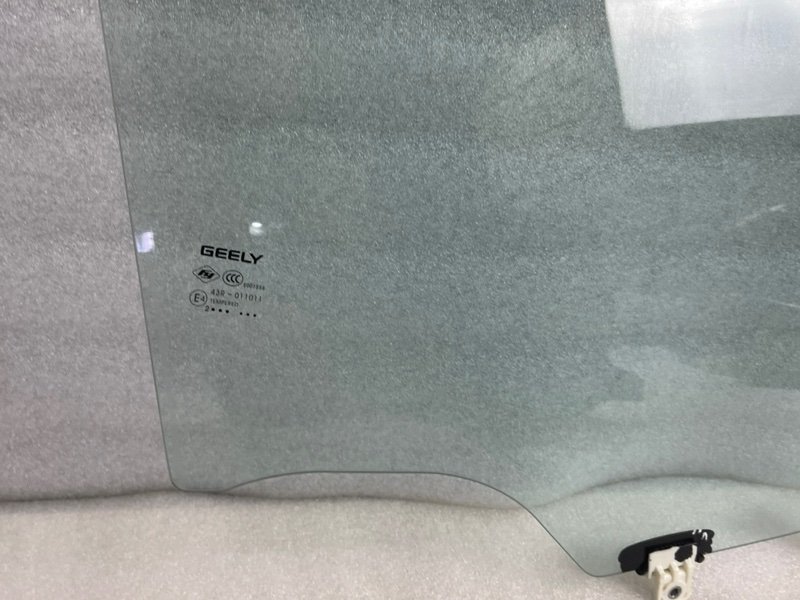 Стекло двери передней правой, 5000 рублей, Москва