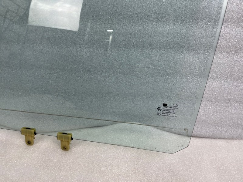 Стекло двери передней левой, 3500 рублей, Москва